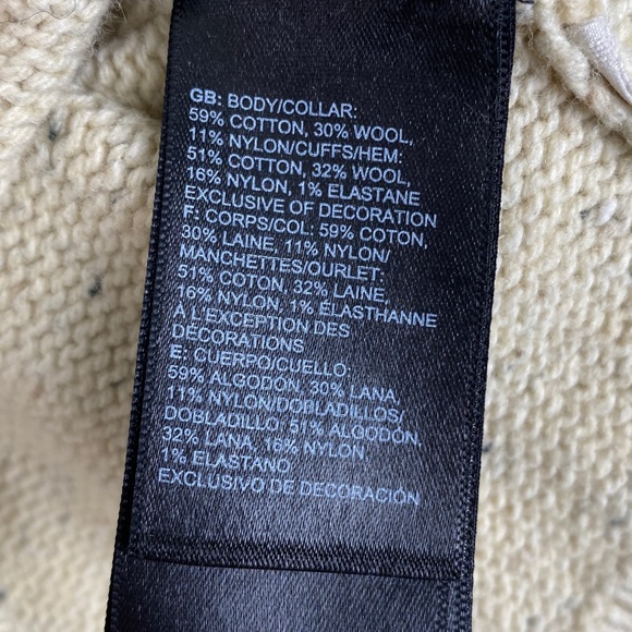 The North Face Crestview 1/4 Zip Sweater - Picture 8 of 8